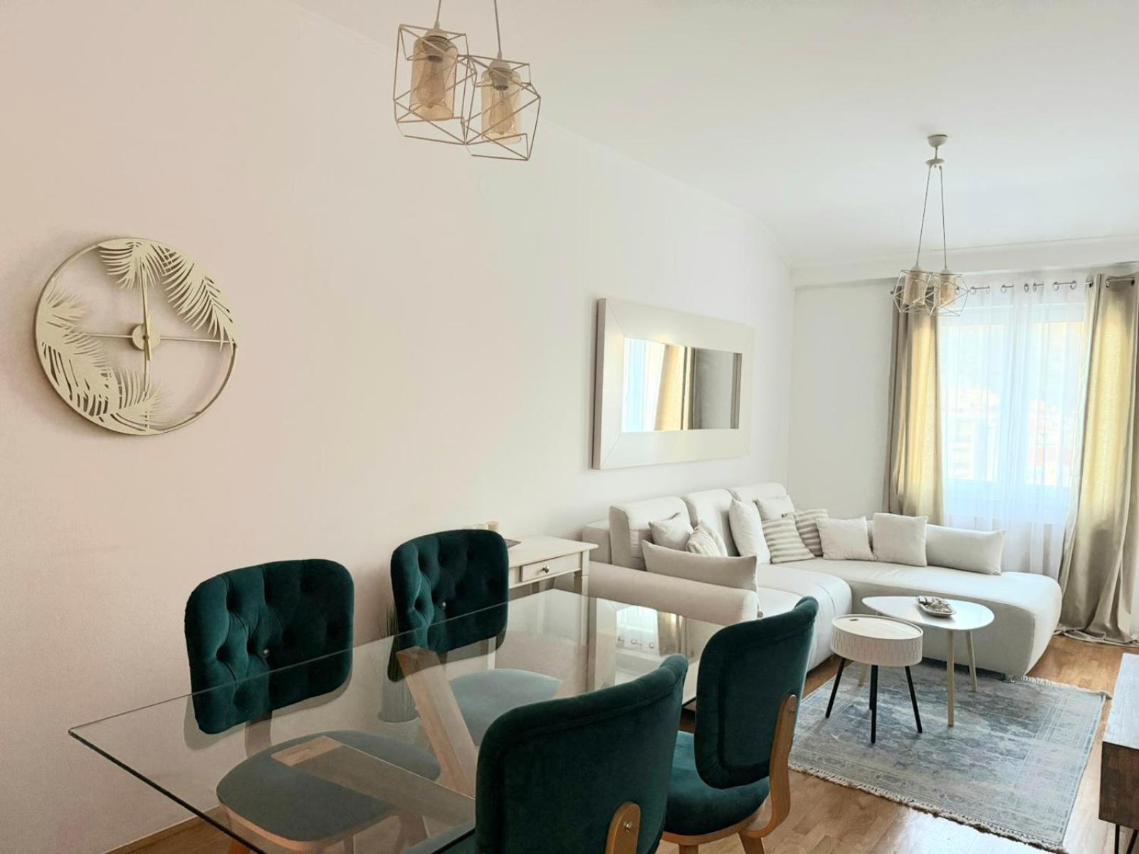 Agua Mare Apartment Budva Eksteriør billede